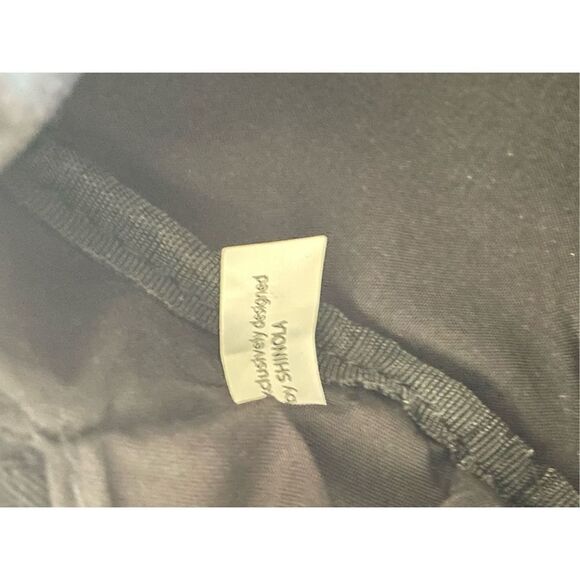 Shinola Detroit Cosmetics / toiletries/ Make up bag - Picture 10 of 12